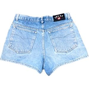 EPIC “Trust Me” Vintage Denim NonStretch High Waisted Shorts High Rise Mom Jean